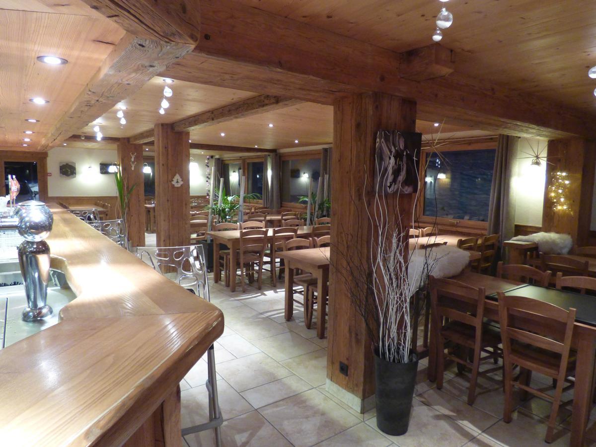 Hotel Les Flocons Le Grand-Bornand Exterior foto